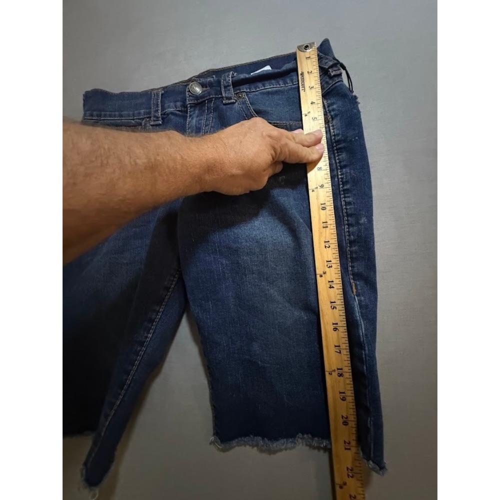 True Religion Ricky Relaxed Straight Denim Shorts Mens Distressed Raw Hem 33X11 - Picture 7 of 9